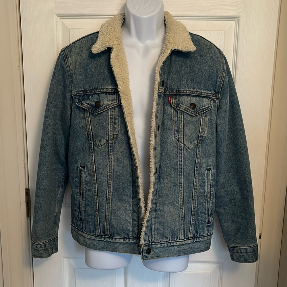 Levi’s American Classic Light Wash Sherpa Denim Jean Jacket